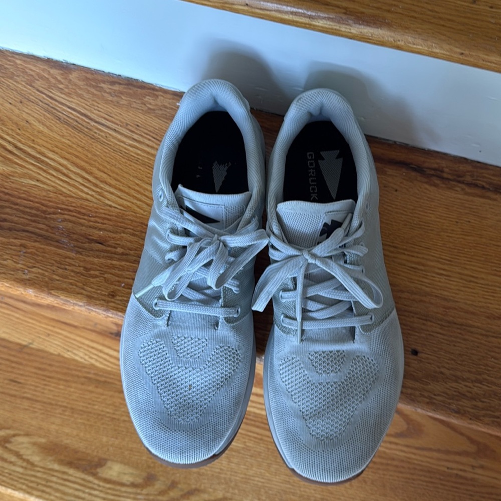 Men’s Go Ruck Ballistic Trainers-Lunar Rock + Gum W/ Silver Reflective Spearhead
